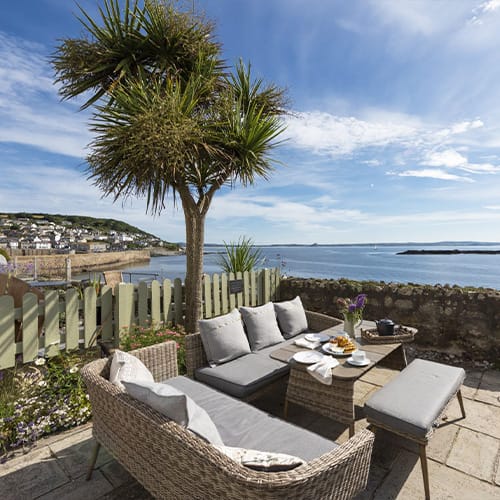 Chill by the sea- Cool coastal holiday cottages & stays on the UK coast await