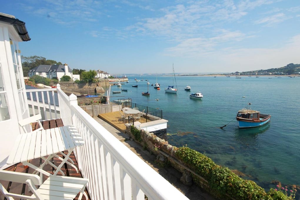 Sea view holiday cottages